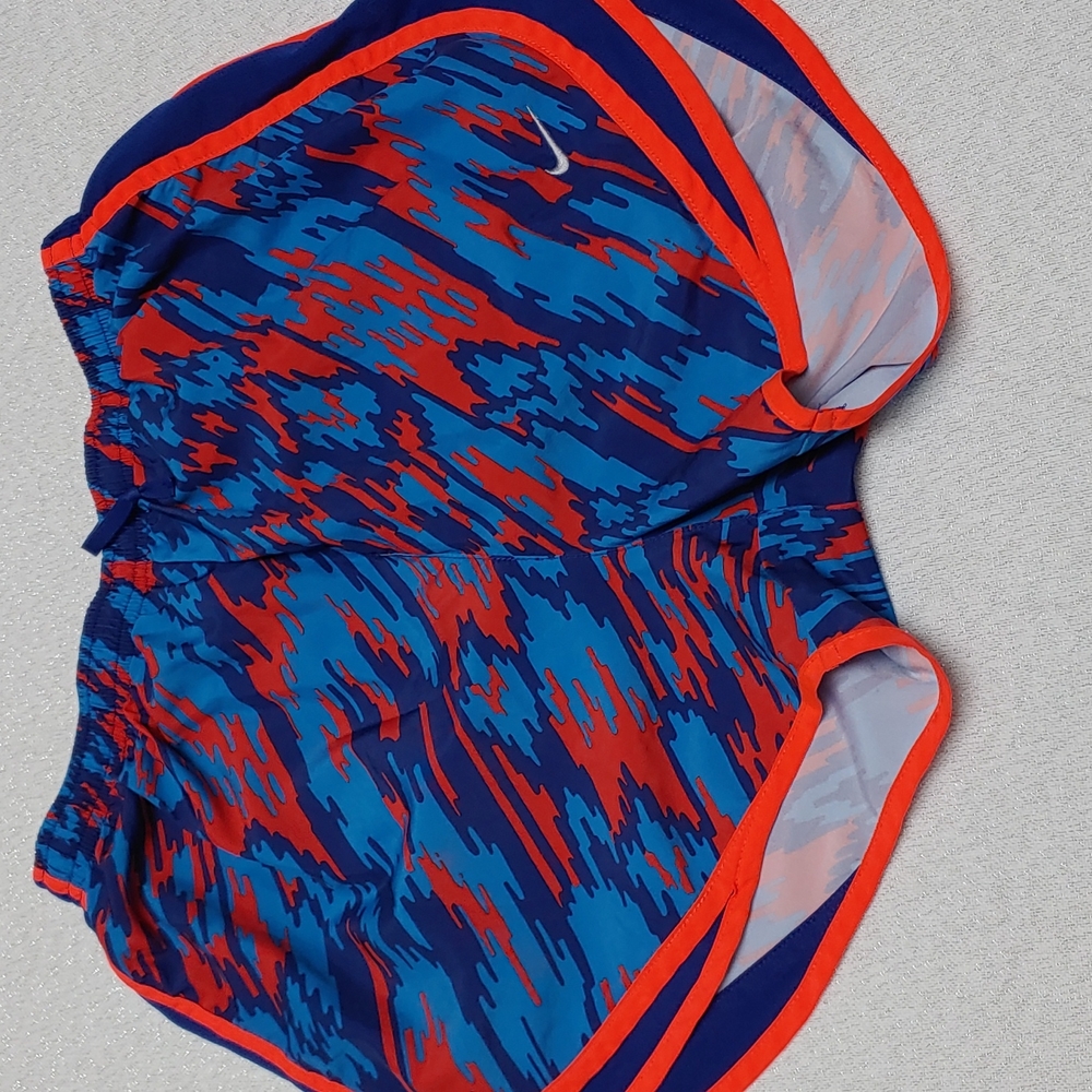 Nile Running Shorts Size M